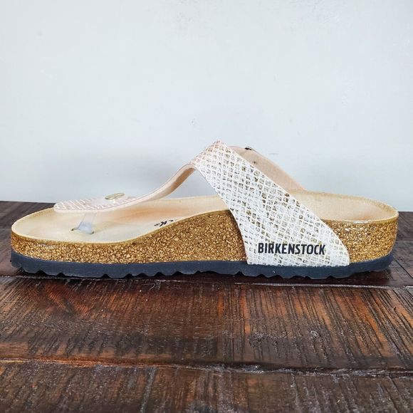 Birkenstock Gizeh Sandals Womens Mens Sizing Regular Shiny Python Eggshell - Picture 5 of 11